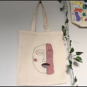 Tote bag